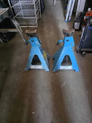 6 ton axle stands (pair)