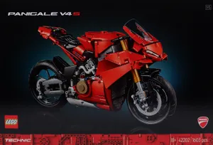 LEGO® Ducati Panigale V4 S | 42202 | 1603 Teile