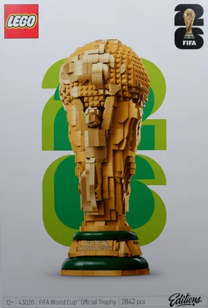 LEGO® Offizieller Pokal der FIFA Fußball-Weltmeisterschaft | 43020 | 2842 Teile