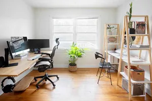 Dorm/Office (15 Totes)