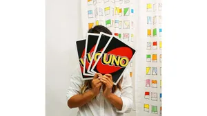 Giant UNO
