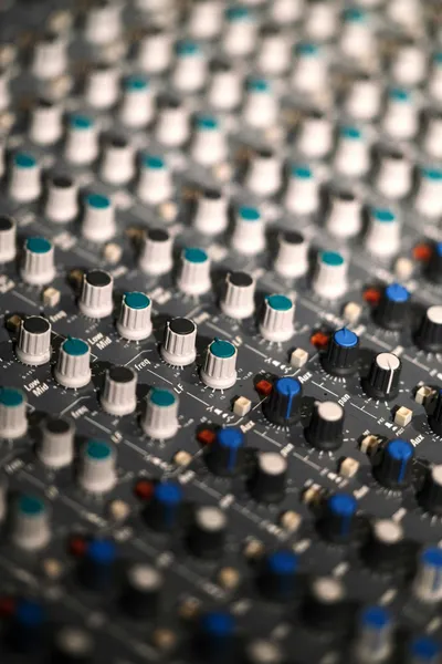 Mixing desk