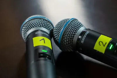 Shure sM58 Wirekess Micriohones Audio Hire Adelaide 