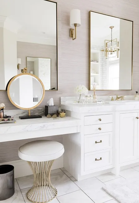 Bathroom - Cabinets & Stools