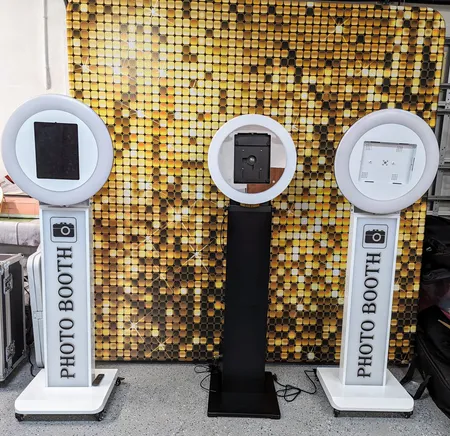 PHOTO BOOTHS