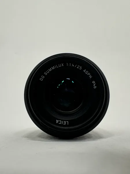Micro Four Thirds Prime Lenses