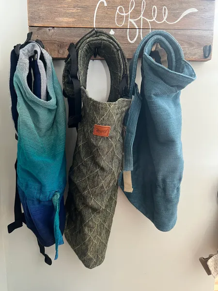 Onbuhimos (Waistless Back Carry)
