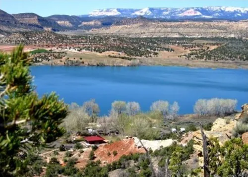 Escalante Petrified Forest State Park