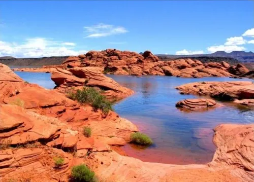 Sand Hollow State Park