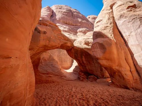Sand Dune Arch Trail