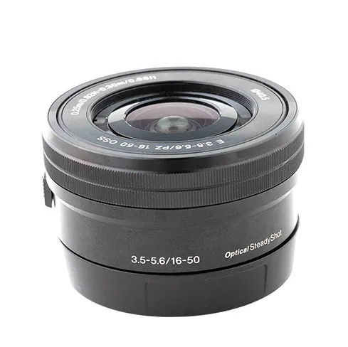 Lente Sony E PZ 16-50mm f/3.5-5.6 OSS para APS-C