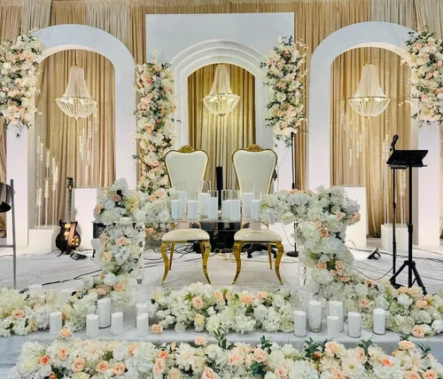 Grand Triple Arch Chandelier Decor