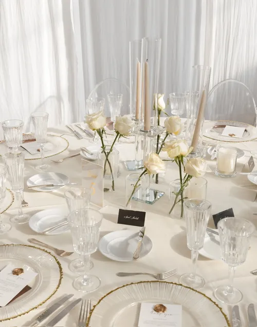 Ribbed Champagne Flute: Astoria Collection