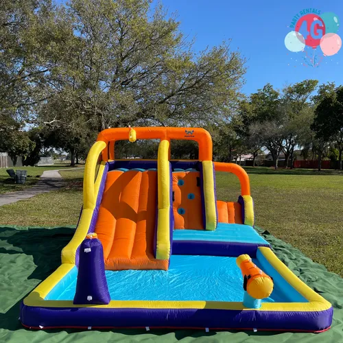Bounce Castle With Splash Pool