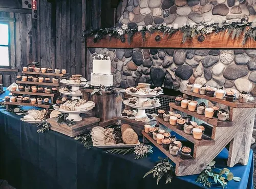 Rustic Cupcake Ladder