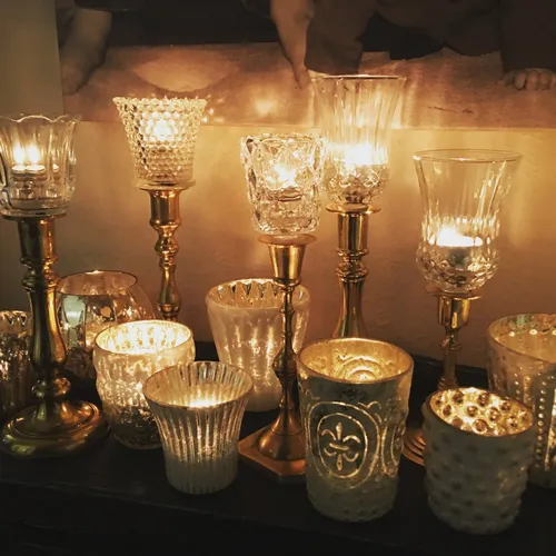 Pegged Candle Cups