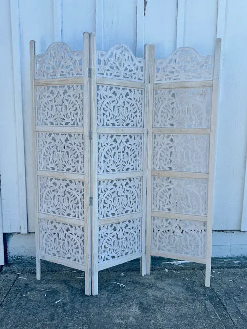 White Shabby Chic Room Divider