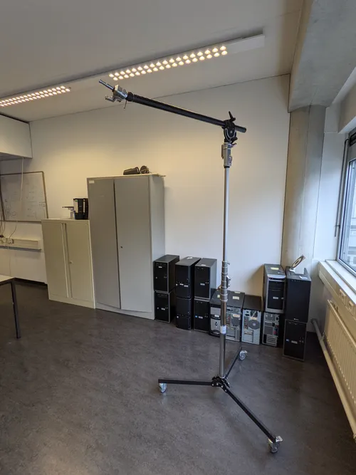 Telescopic overhead tripod