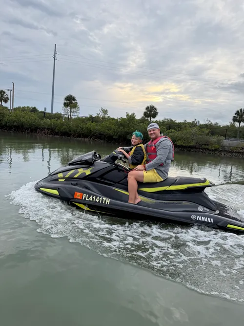 Yamaha VX Deluxe Jet Ski Rental