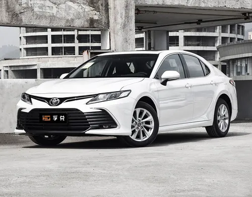 Mid-Size Sedan Camry 2023