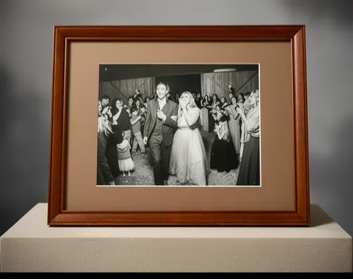 Decorative Wooden Frame (9x12)