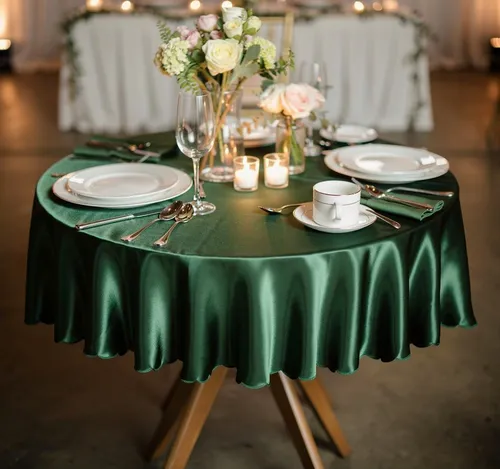 Satin Forest Green Table Cloth (60 in, 5 ft, 20 in, 40 in)