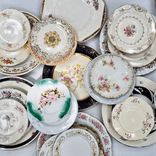 Mismatched Vintage Salad/Dessert Plates