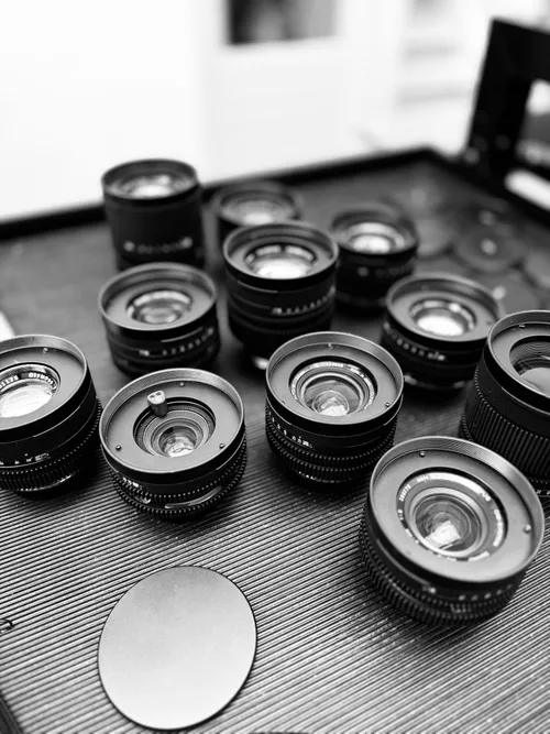 Olympus OM 21,24,28,35,40,50,70,80,90,100,135 MM (EF mount)