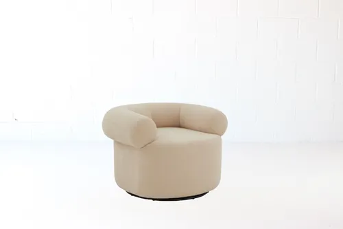 Hug Accent Chair