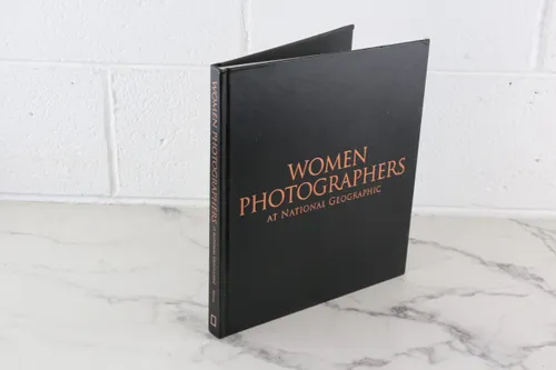 LB - Women Photographers