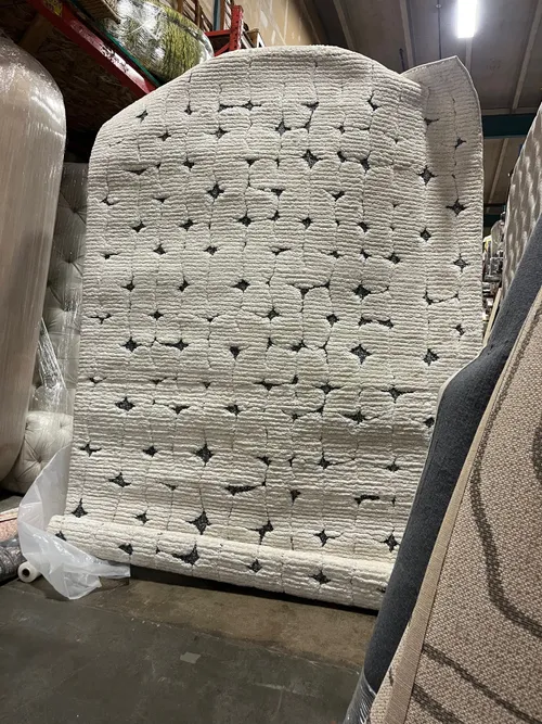 AMANDA Rug No. 60 ( 5 x 8)