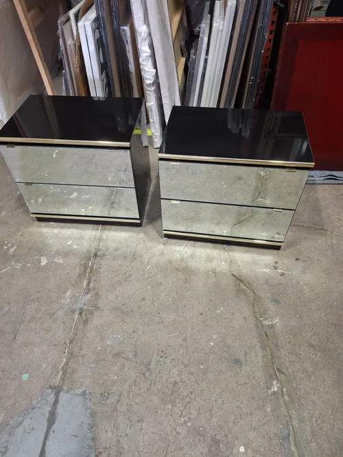 AMANDA MCM Mirrored Night Stand