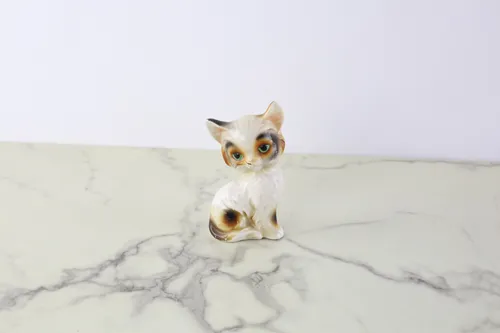 Vintage Ceramic Cat