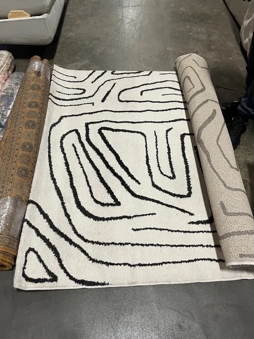 AMANDA Rug N0. 68  (5 x 8)