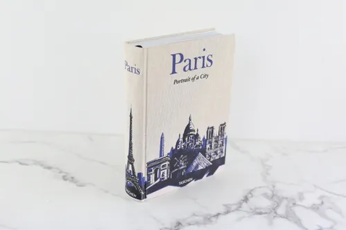 Paris: Portrait of a City