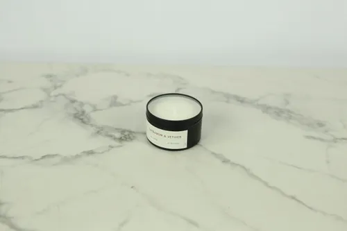 Cardamom & Vetiver Tin Candle