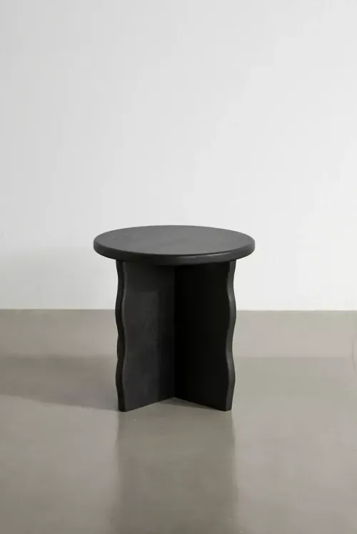 AMANDA Wiggle Accent Table