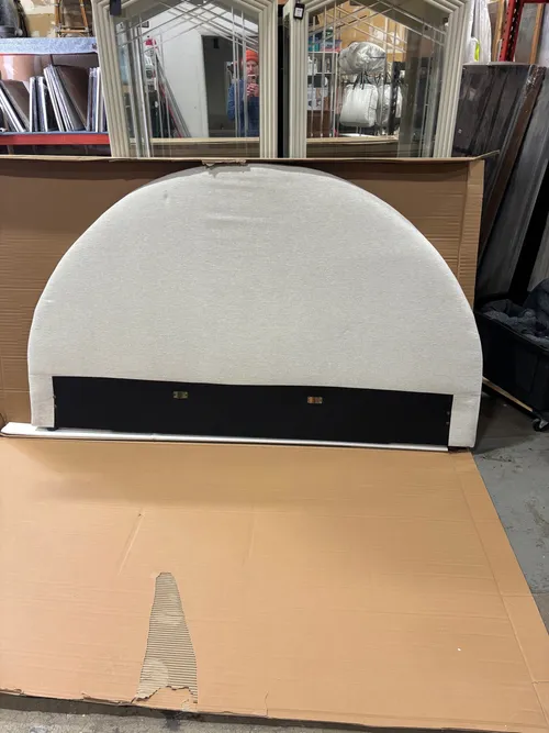 AMANDA No.  17 King Bed