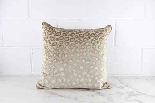 No. 39 Throw Pillow