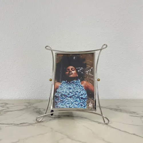Silver Loop-d-loop Picture Frame