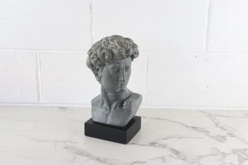 DEC - Vintage Stone Bust