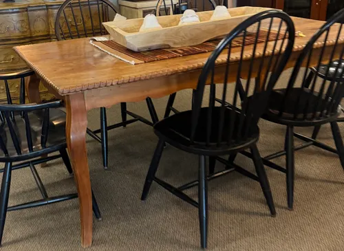 AMANDA Vintage Wood Taos Dining Table