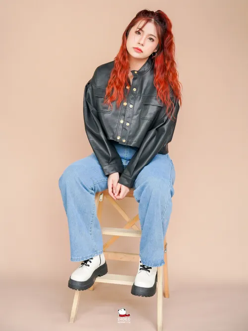 เช่าเสื้อแจ็คเก็ต หญิง รุ่น BUTTERCUP สี ดำ