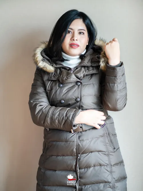 เช่าเสื้อกันหนาว หญิง รุ่น GENEVA สี น้ำตาล