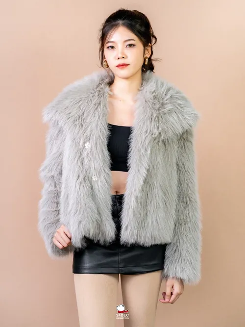 เช่าเสื้อขนเฟอร์ หญิง รุ่น YURI สี เทา