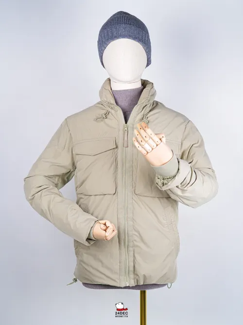 เช่าเสื้อกันหนาว ชาย รุ่น PISTACHIO สี เขียว