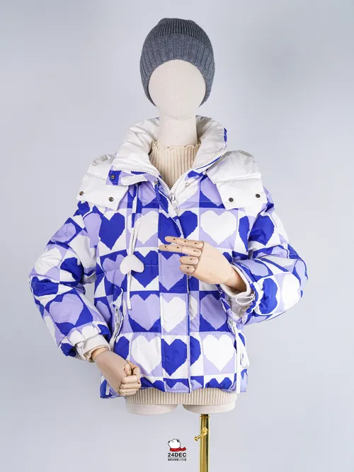 เช่าเสื้อกันหนาว หญิง รุ่น CORAZON สี ม่วง