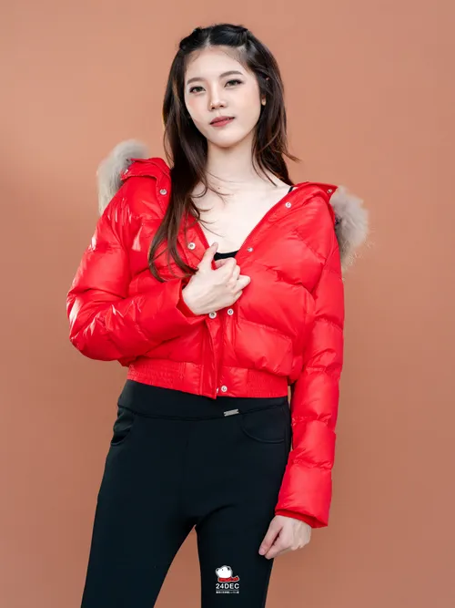 เช่าเสื้อกันหนาว หญิง รุ่น COOKIE สี แดง