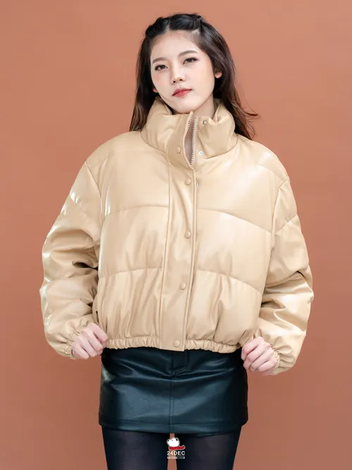 เช่าเสื้อกันหนาว หญิง รุ่น TAMPA สี ครีม