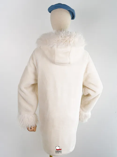 เช่าเสื้อโค้ท หญิง รุ่น BIEI สี ขาว